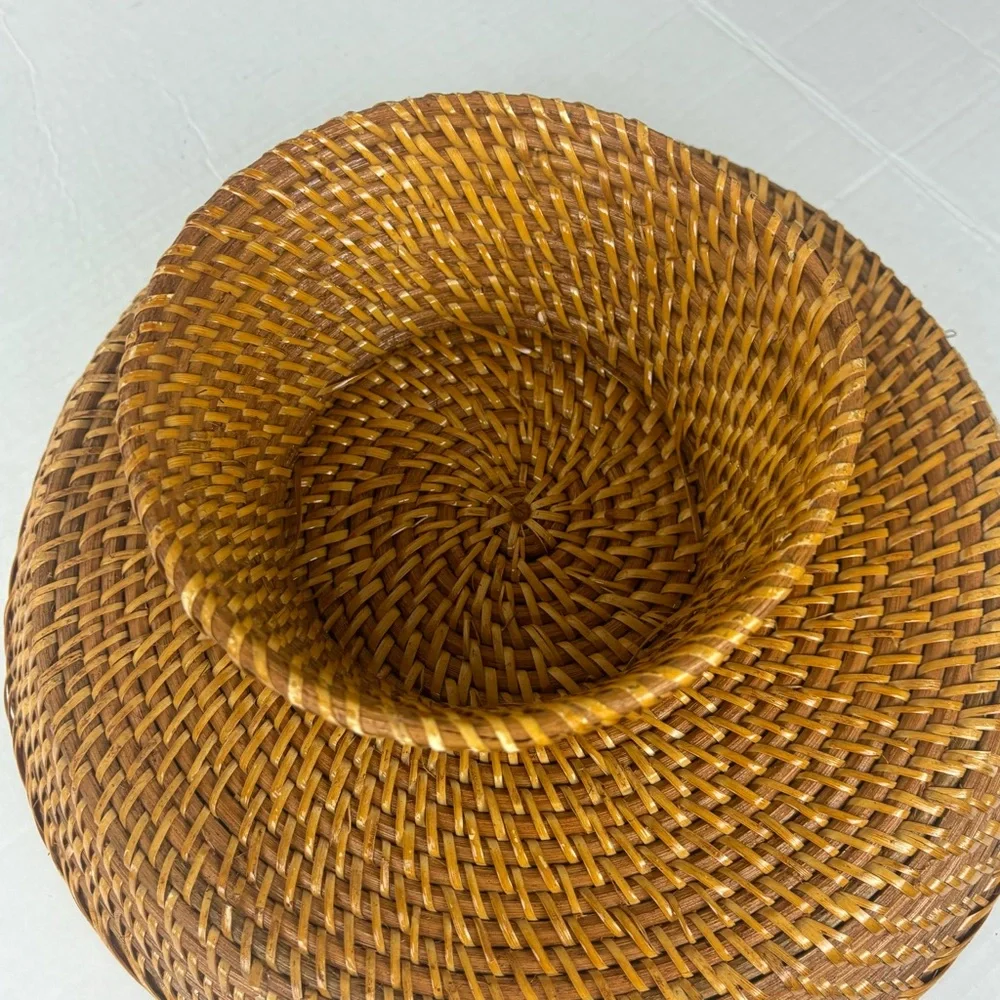Large natural rattan pedestal fruit bowl/footed serving/display